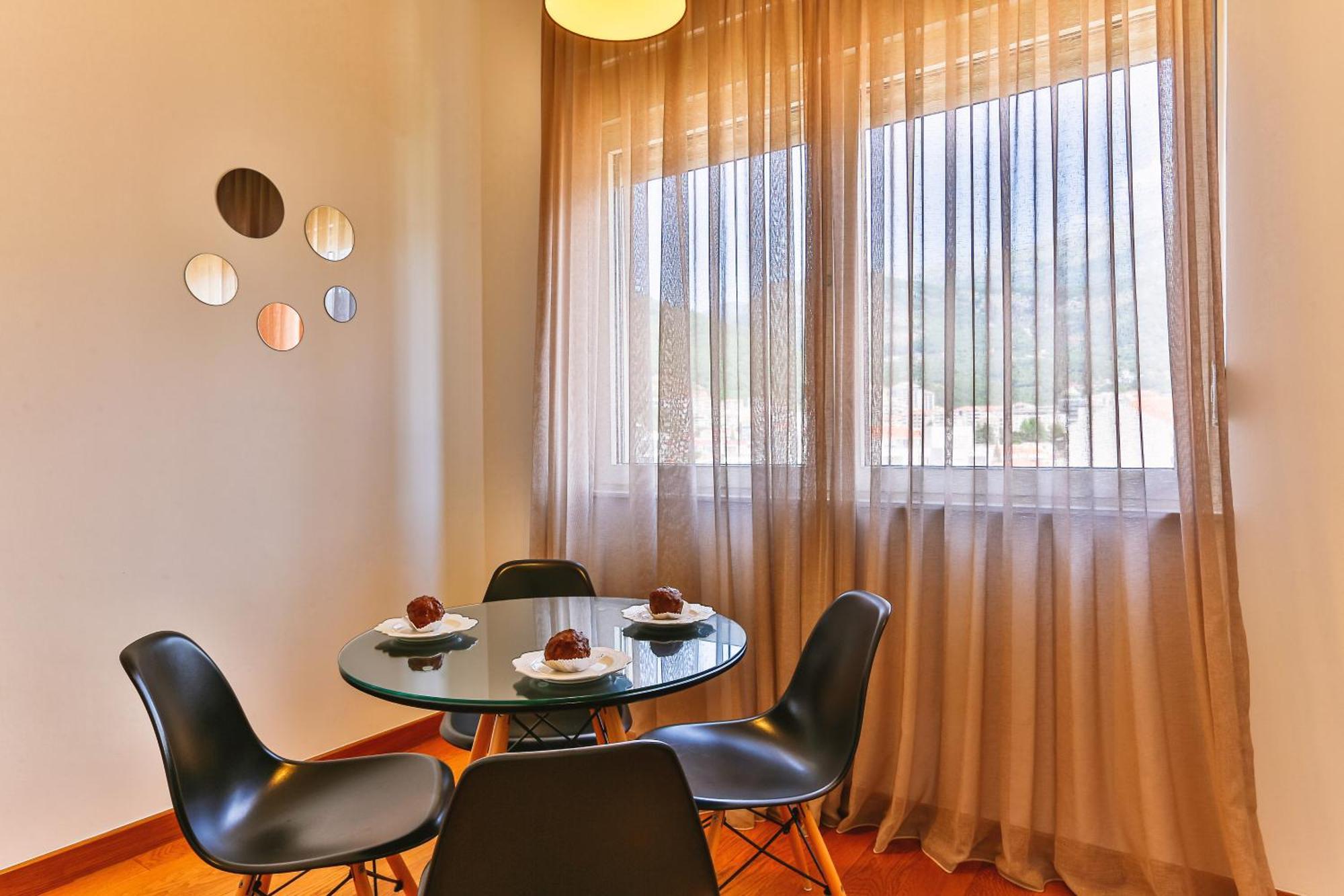 Montesun Apartments Budva Zimmer foto